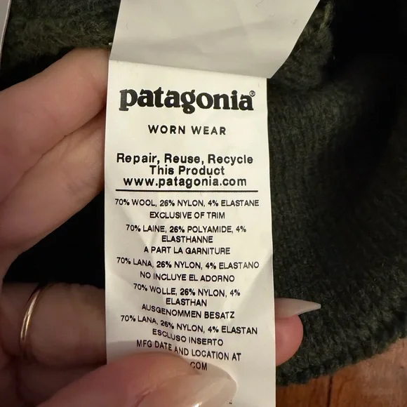 Patagonia Green Brodeo Logo Beanie Winter Hat - Picture 10 of 10